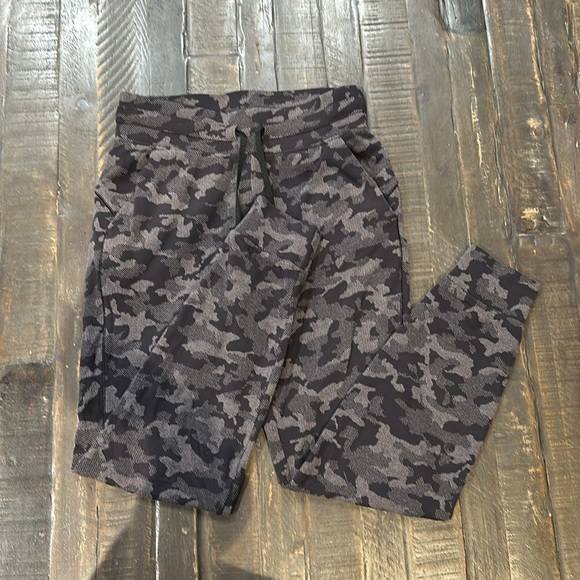 Lululemon Ready To Rulu Jogger Black Lunar Rock Heritage Camo Jacquard Size 6 - Picture 4 of 8